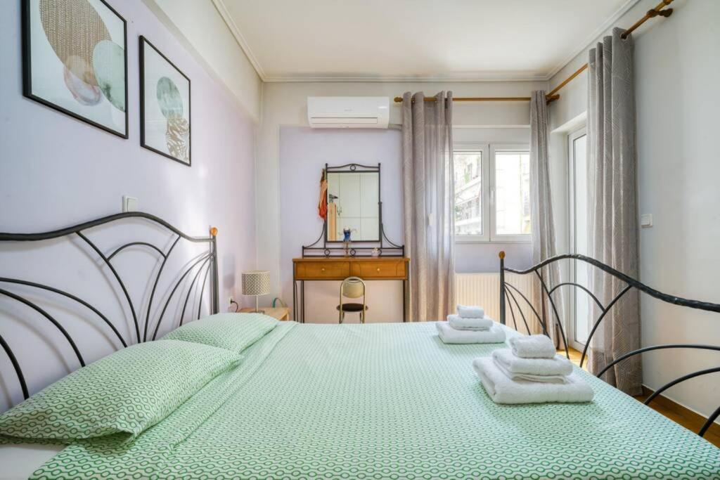 Spacious Family Flat Near Parthenon Free Parking アテネ エクステリア 写真