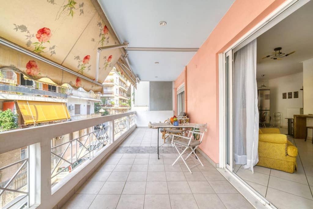 Spacious Family Flat Near Parthenon Free Parking アテネ エクステリア 写真