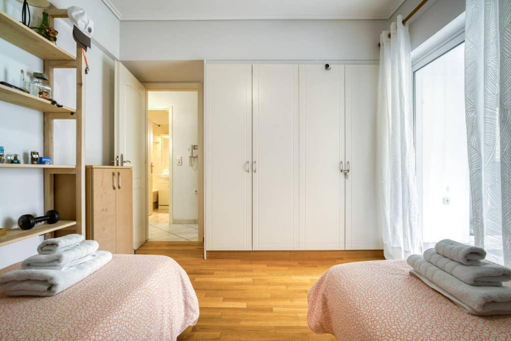 Spacious Family Flat Near Parthenon Free Parking アテネ エクステリア 写真