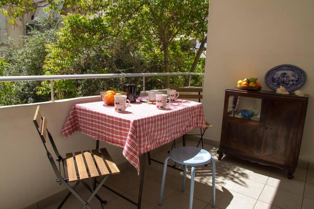 Spacious Family Flat Near Parthenon Free Parking アテネ エクステリア 写真